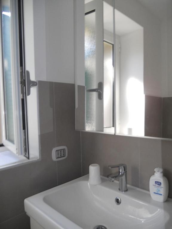 Andora, center, beach, all within walking distance - 4