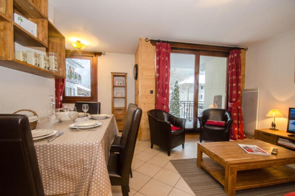 Flat with parking and balcony in Centre - 3