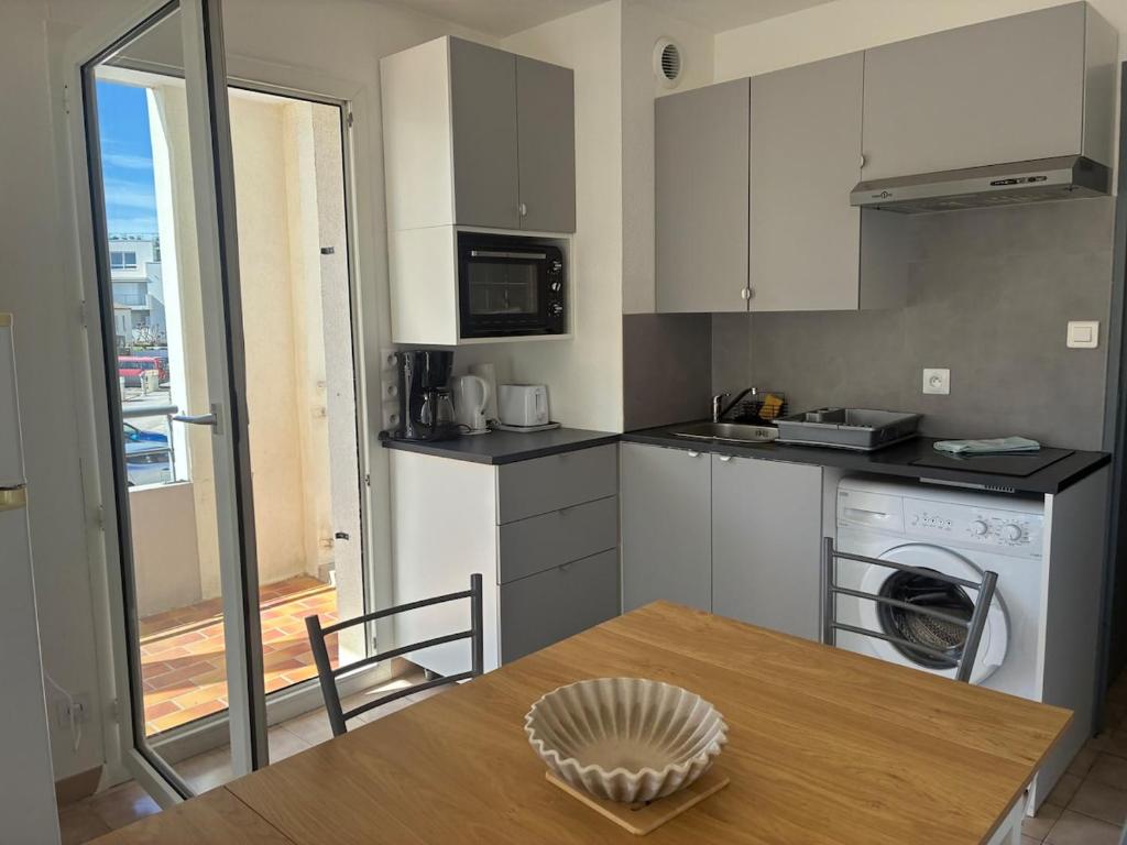 T3 Cabine Lumineux 100m de la Plage Terrasse et Parking - 2