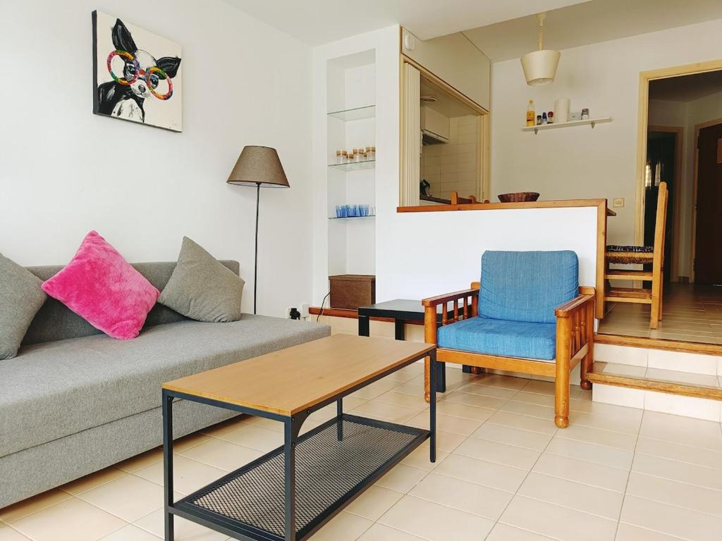 Cozy Sea View Apartment 50m to Beach Terrace - 4