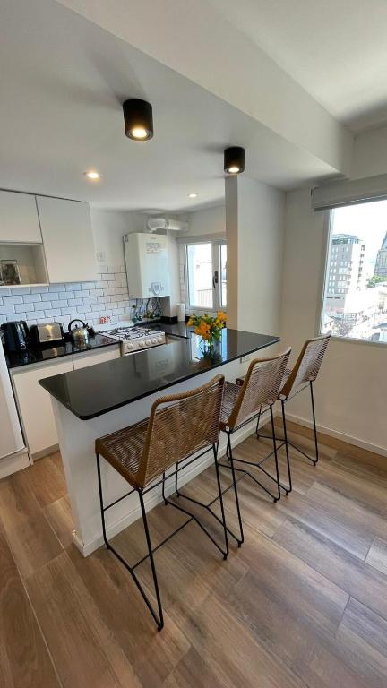 Depto luminoso con vista al lago Nahuel Huapi - 5