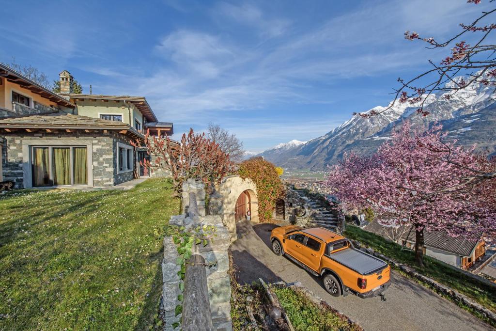 Benni's Mansion - Iconic Stay in Aosta Valley - 2