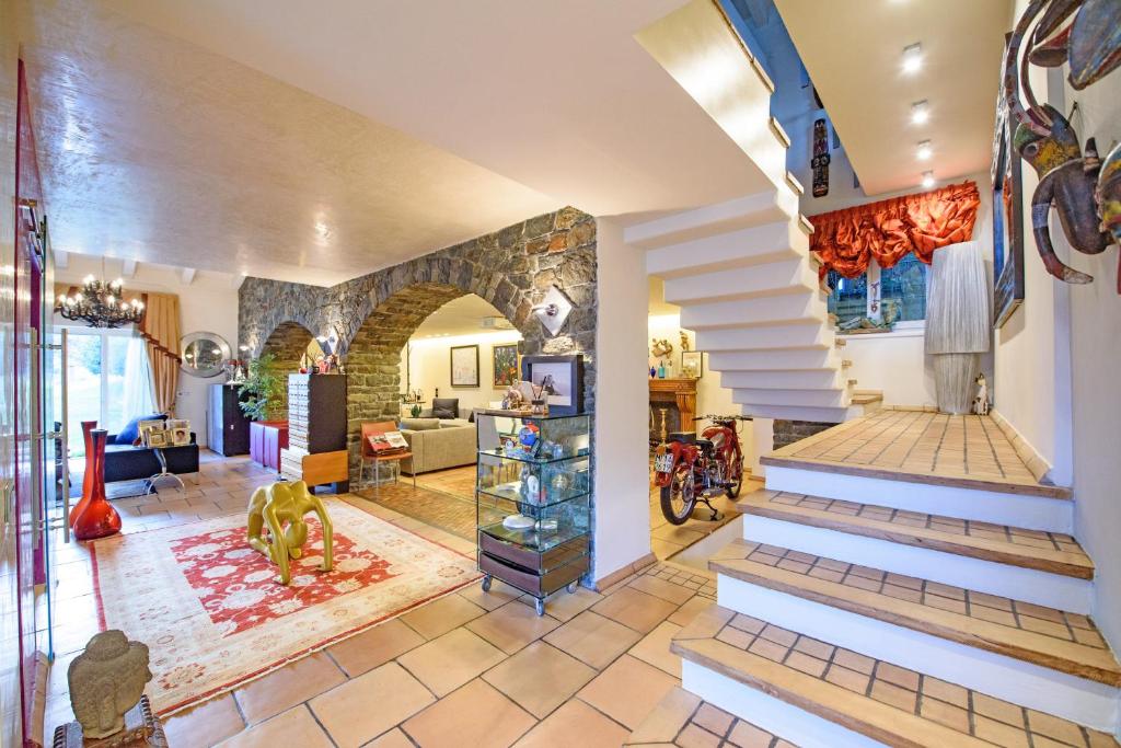 Benni's Mansion - Iconic Stay in Aosta Valley - 1