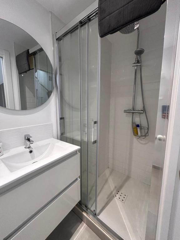 Fabulous 2 bed-townhouse with large rooftop! - 4