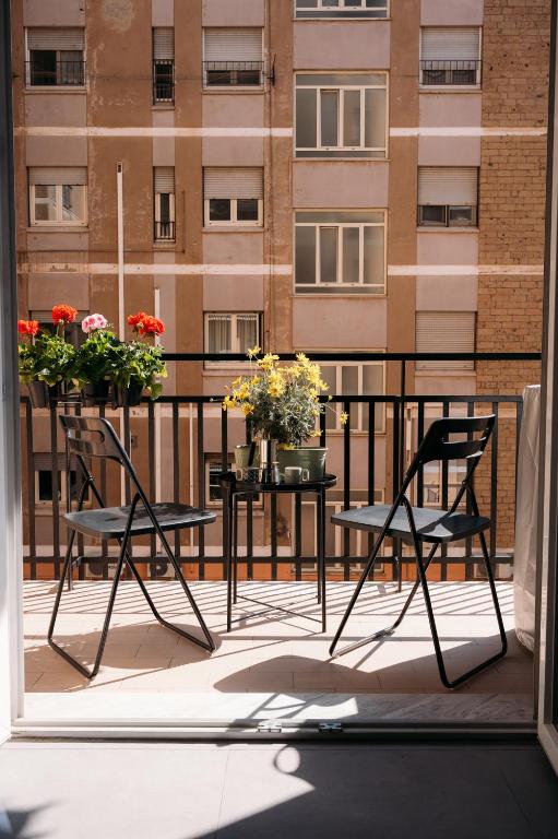 TrastevereHome - Sunny Flat - Balcony near Station - 3