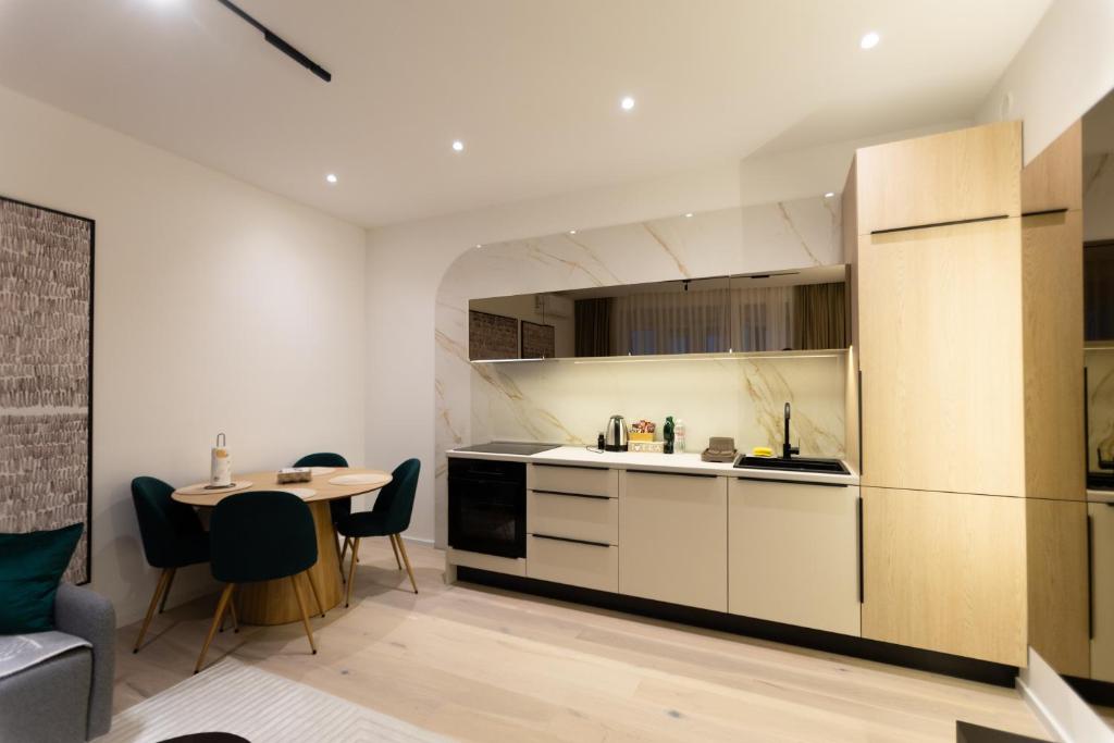 Ferhadija Residence No1 - Designer Apt in Old Town - 5