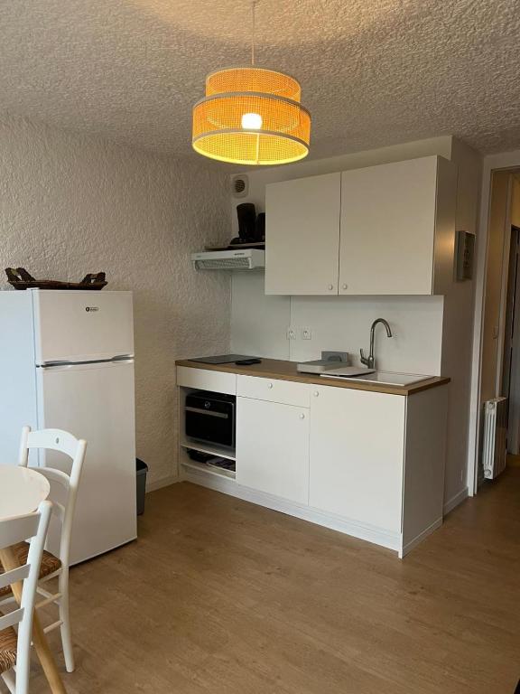 Studio Cosy proche station superbe vue - 3