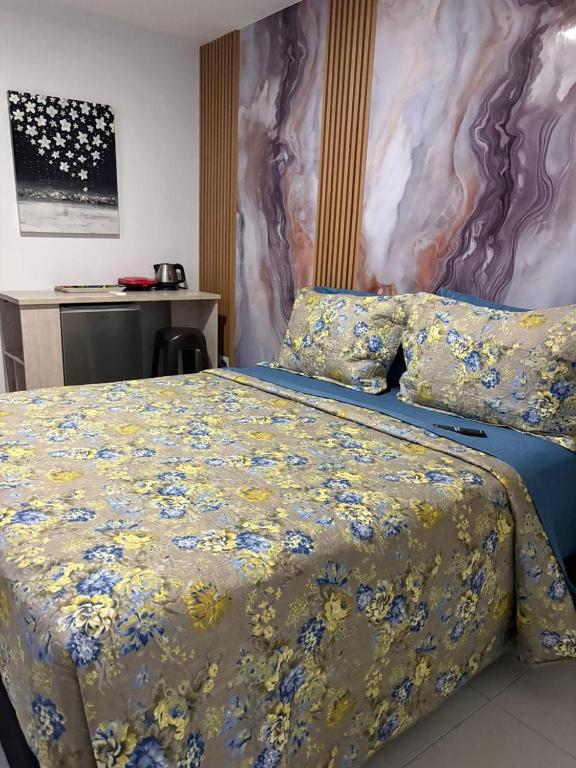 ADYAM B & B - 2