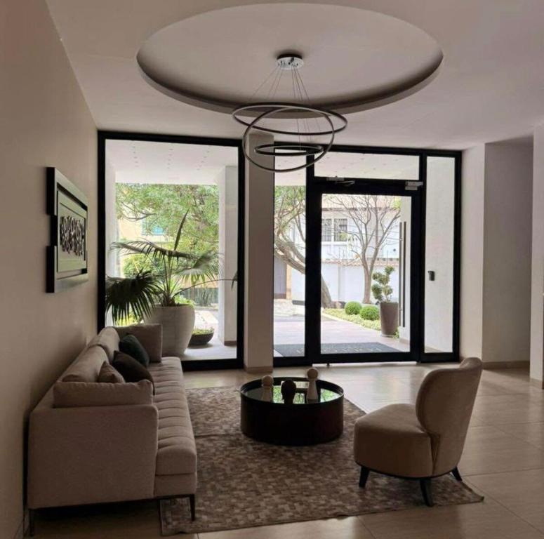 Modern apartment in excellent location - 1