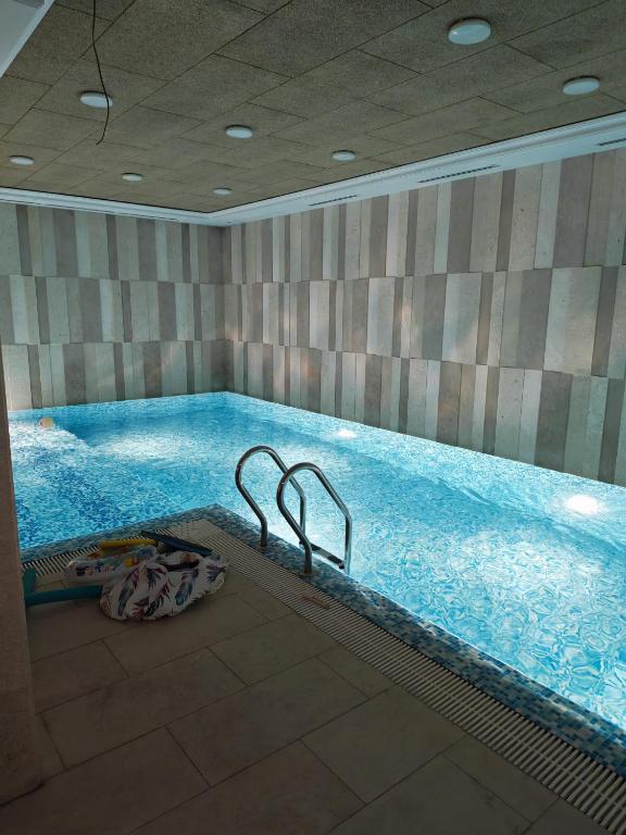 Dedinje Luxury Apartment with Spa & Garage - 1