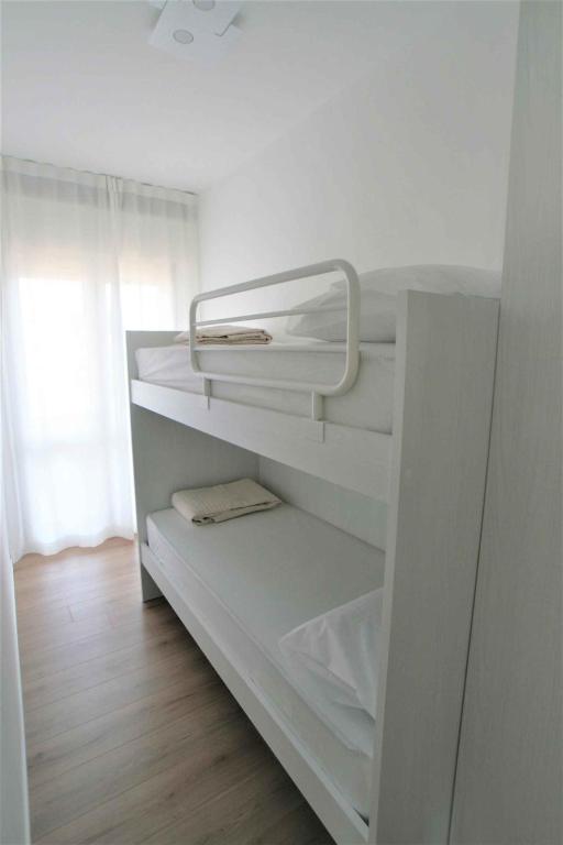 Apartments with A - C in Jesolo 54975 - 2