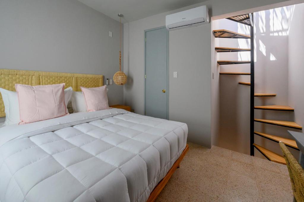 MATAMOROS 3 · Loft Céntrico con Terraza Privada - 2