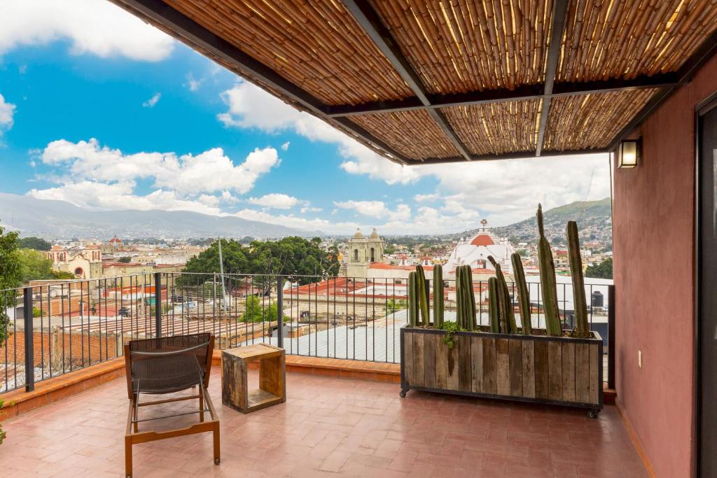 REGIONES - SIERRA NORTE · Sunny Suite with Terrace and Beautiful Views - 1