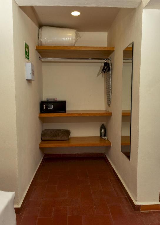 REGIONES - SIERRA NORTE · Sunny Suite with Terrace and Beautiful Views - 2