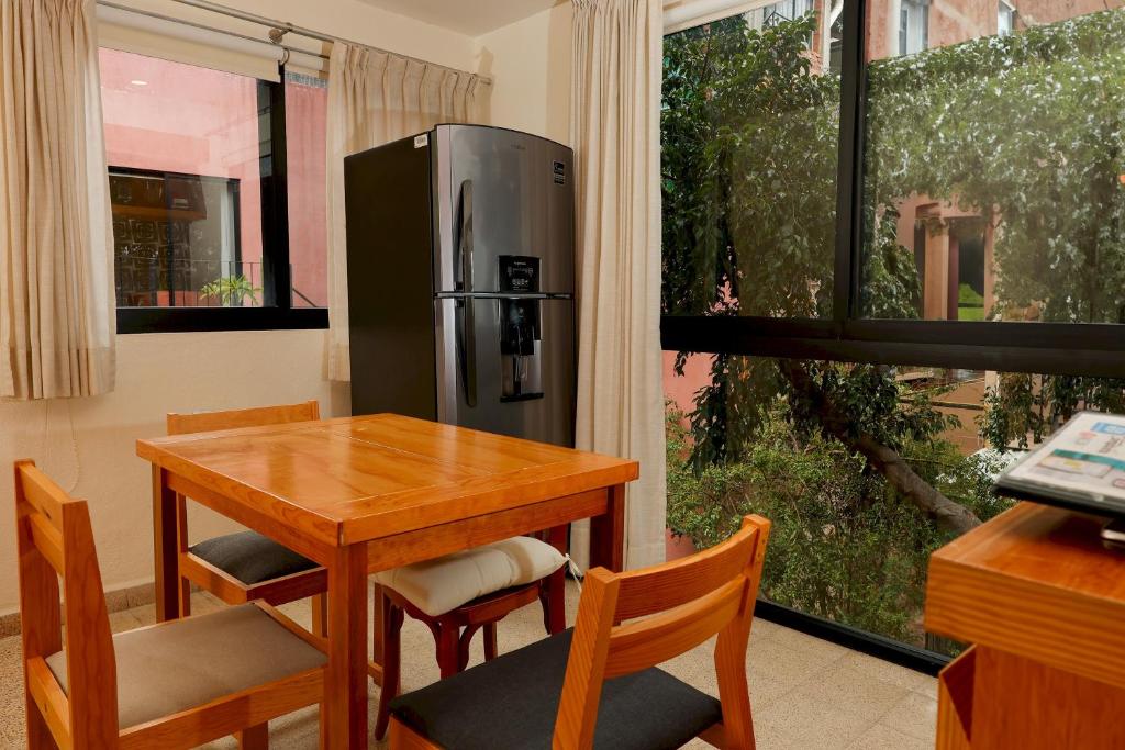 REGIONES - MIXTECA · Spacious Apartment with Lush Greenery - 5