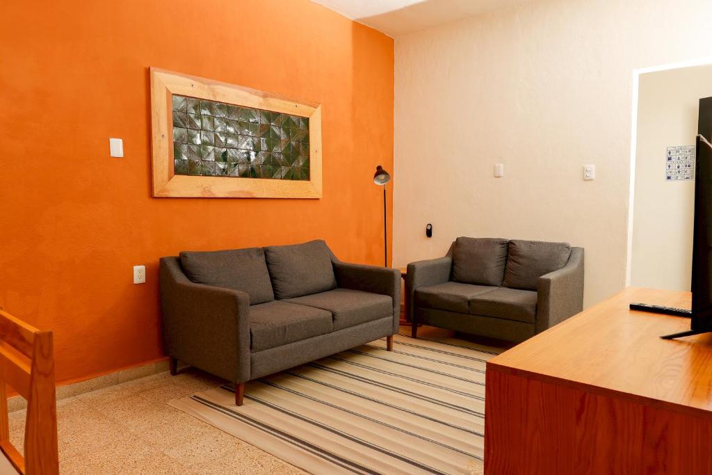REGIONES - MIXTECA · Spacious Apartment with Lush Greenery - 3