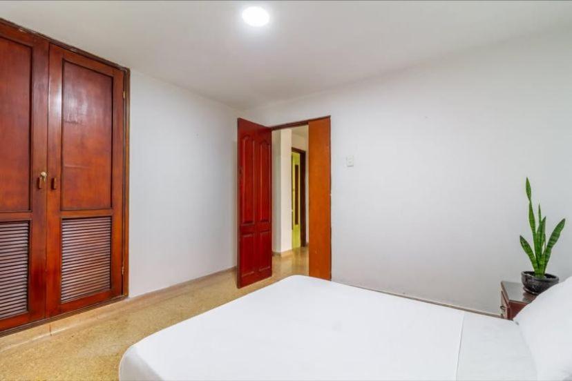 Cynthia Rooms Kawica Bocagrande Beach Cartagena - 4