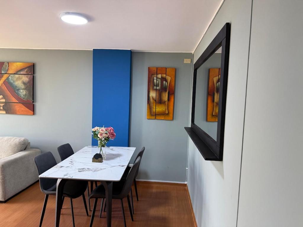 Departamento acogedor en Surco Lima Perú - 3
