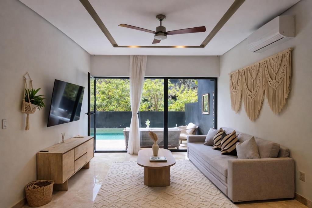 Private Pool with Beach Access and Baby Crib - Tulum Hotel Zone - 3