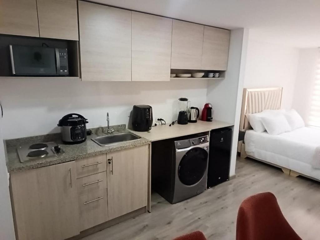 Apartaestudio en el centro de Bogotá comodo y moderno - 5