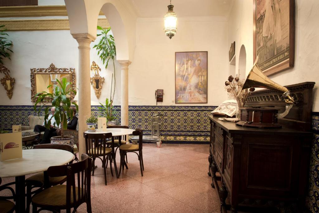 Hotel Abanico Casa Palacio — Restaurant & bars in Seville, Andalusia