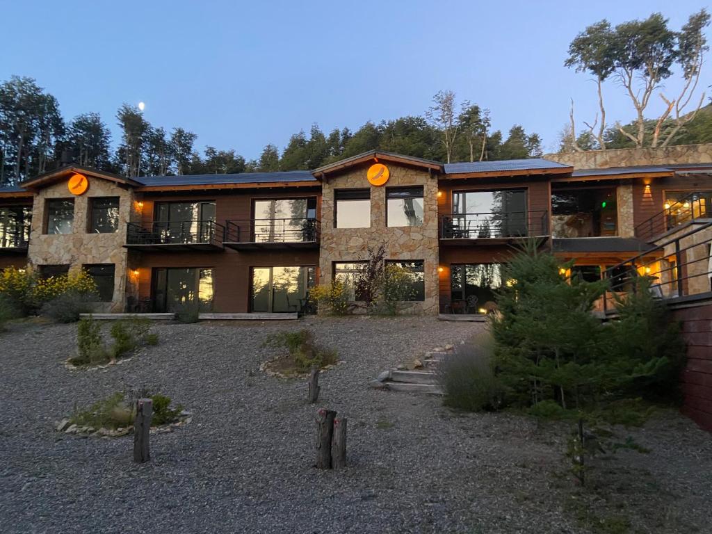 Cabañas y Hosteria El Condor Pasa VLA - 1