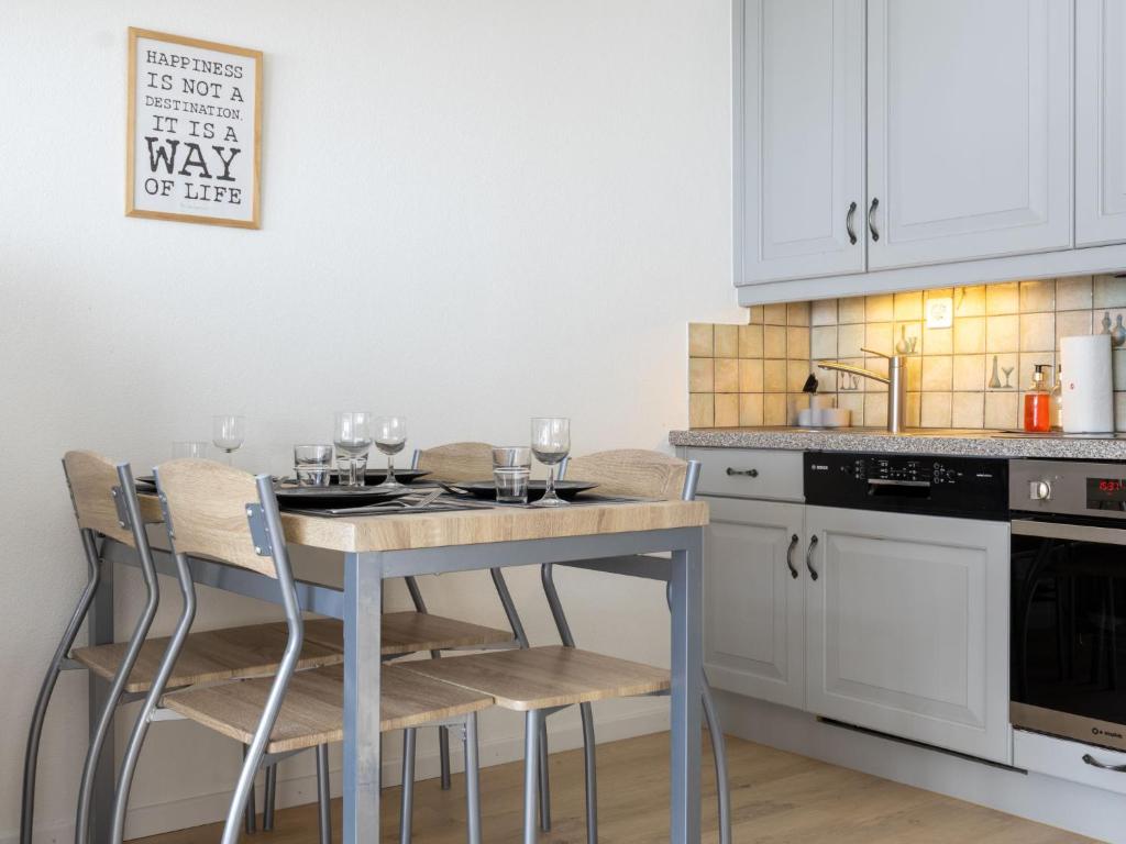 Studio Rosablanche D63 by Interhome - 3