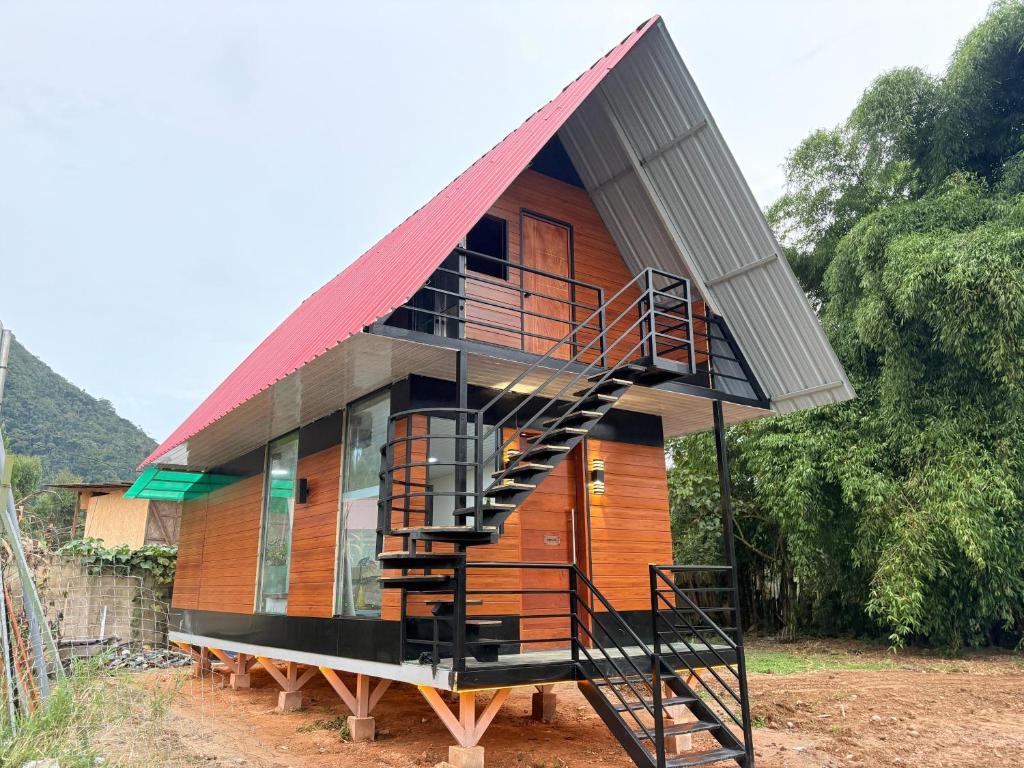 Beautiful Modern Forest House - 4