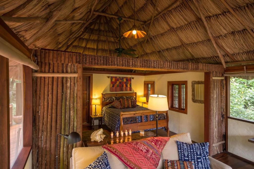 Blancaneaux Lodge photo