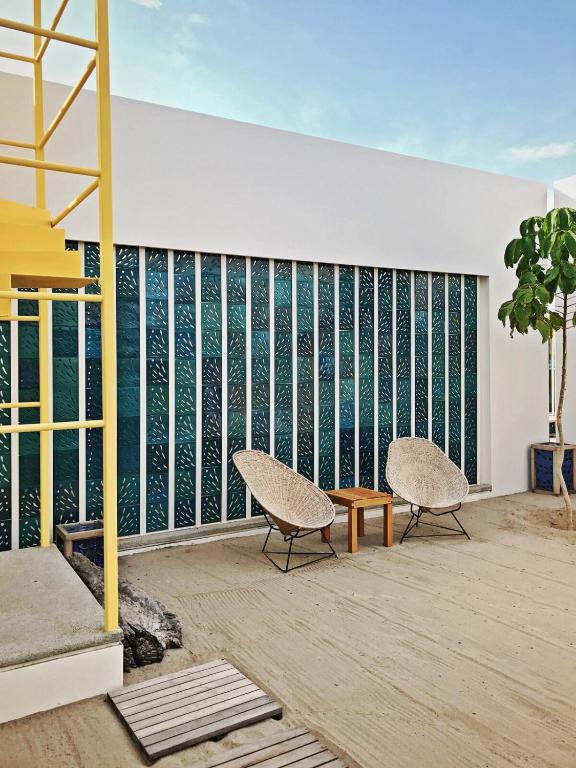 Casa Quetzal Oceanfront Villa with Pool - 5