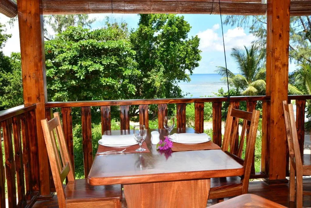 Villa Anse La Blague, hotel in Baie Sainte Anne