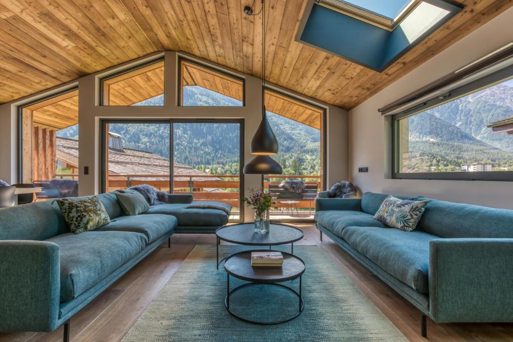 Chalet With Jacuzzi Facing The Alps In Chamonix - 1
