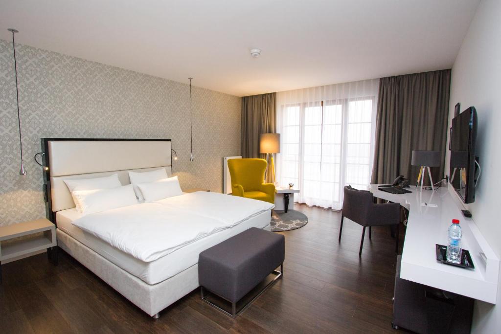 Hotel Wemperhardt — Hotel in Findel
