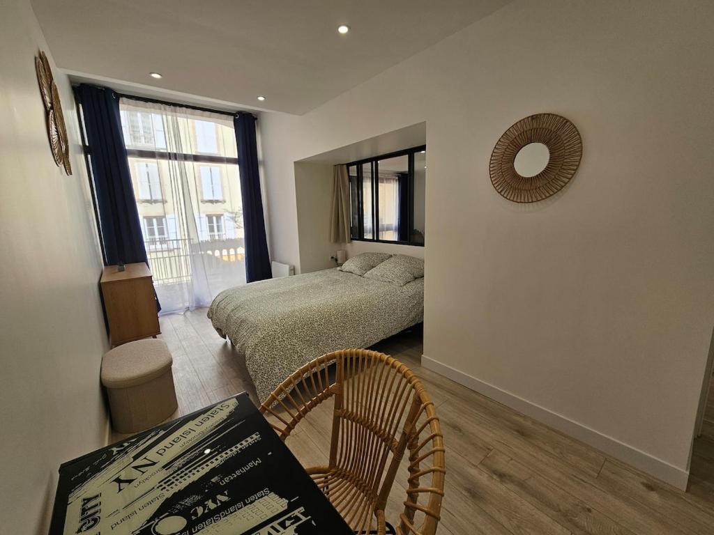 Saint-Martin, centre-ville, parking, terrasse - 5