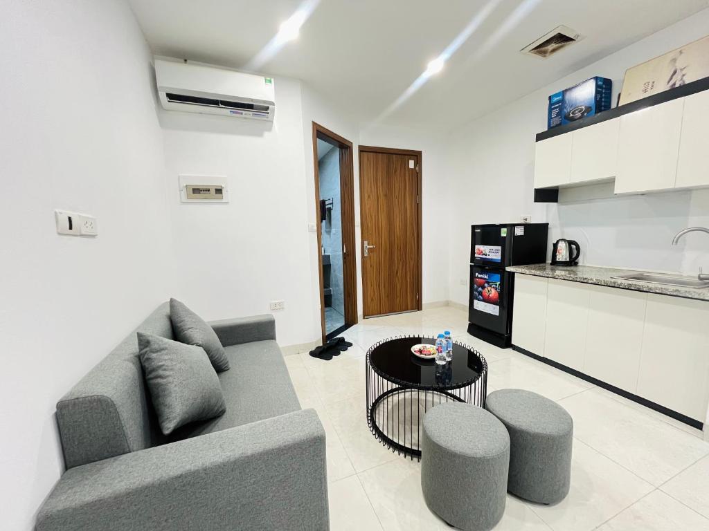 25 House Lac Long Quan - Tay Ho