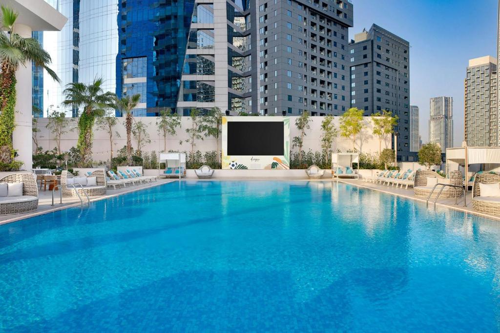더 퍼스트 컬렉션 비즈니스 베이, 두바이, 어 트리뷰트 포트폴리오 호텔 (The First Collection Business Bay, Dubai, a Tribute Portfolio Hotel)