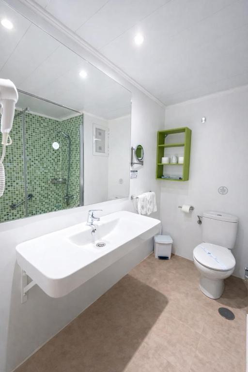 Prince Park — Hotel rooms in Benidorm, Valencian Community