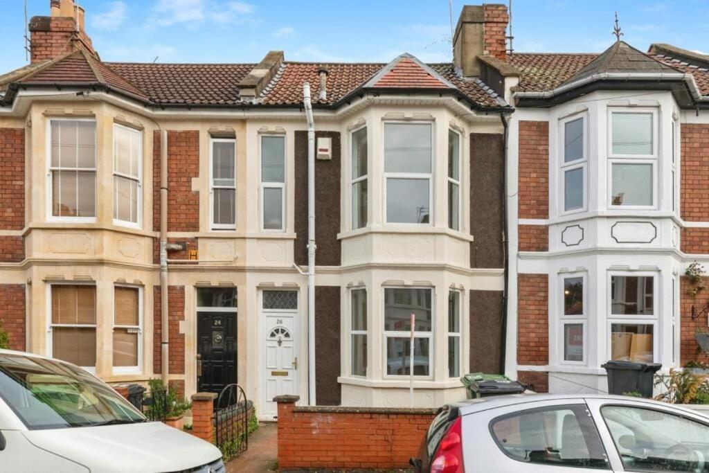 Victorian Home, Bristol photo 5