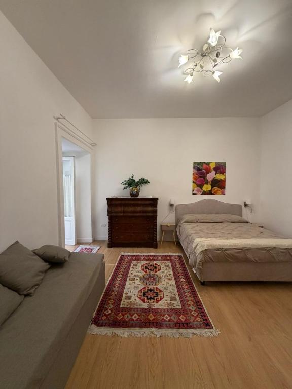 La Casa dietro l'Angolo, large two-room apartment in the center - 1