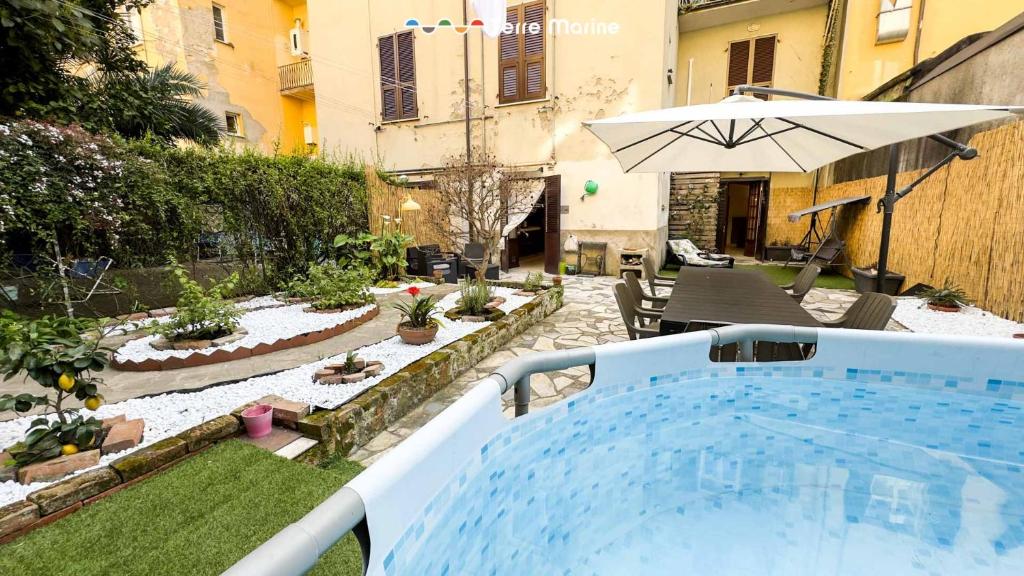 Il Giardino di Bryan, Terre Marine - 1