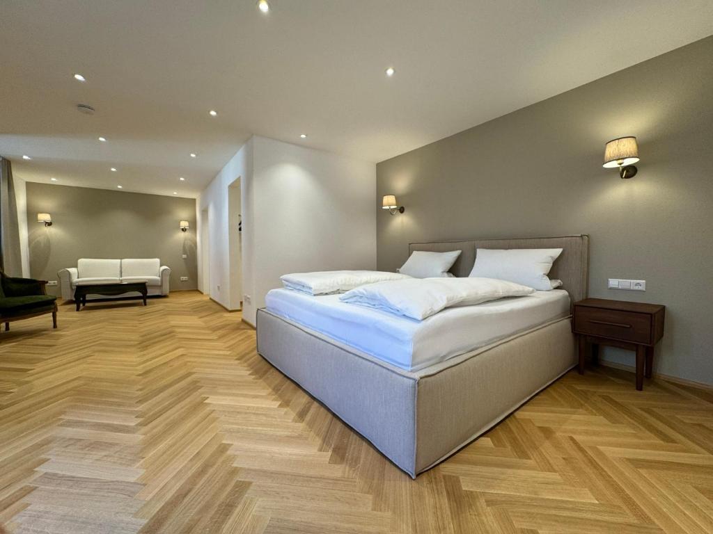 Hotel Spiegel Garni - 3
