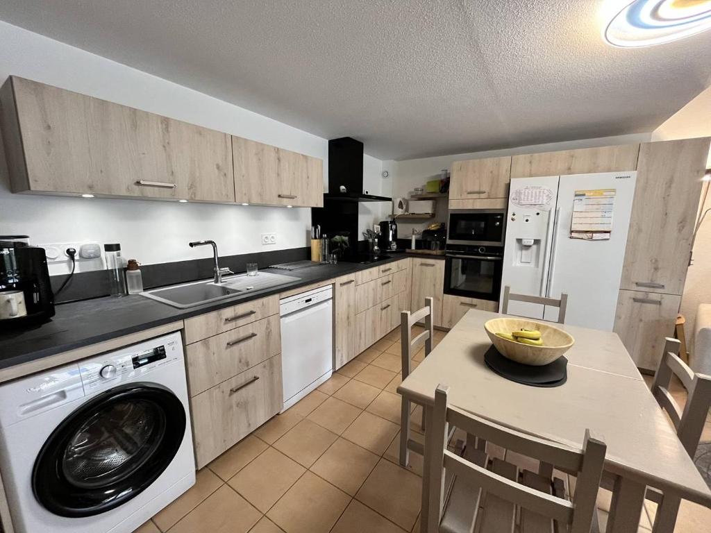 Belle Maison climatisee, wifi, 7 personnes, piscine commune, 10 mn de la plage LRCS96 - 5