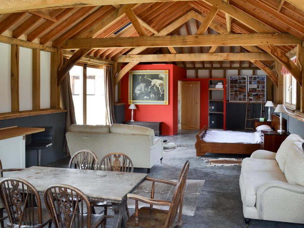 Little Barn, Fordingbridge photo 3