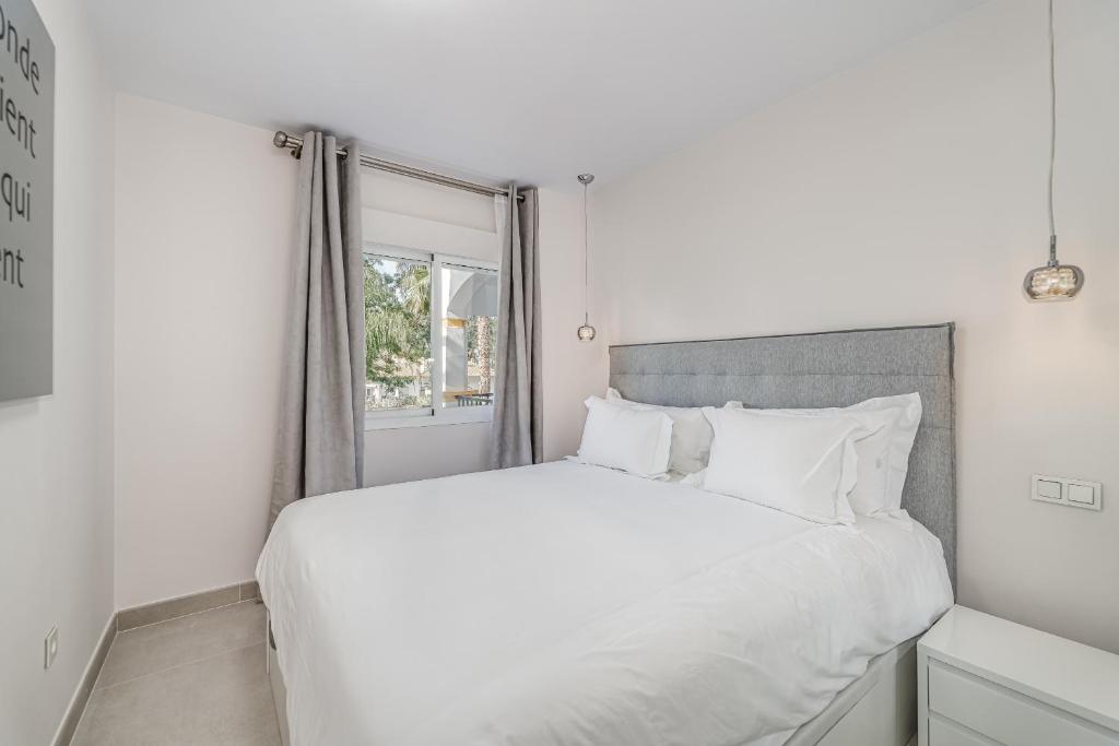 by RIVA - Elegant, 2 Bedroom Apartment in Dama de Noche Puerto Banus - 2