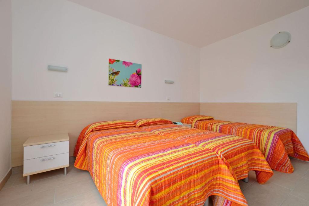 Your home away from home with pool - 3