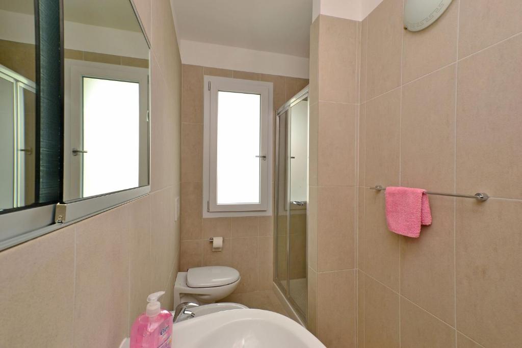 Ideal beachside getaway flat - 5