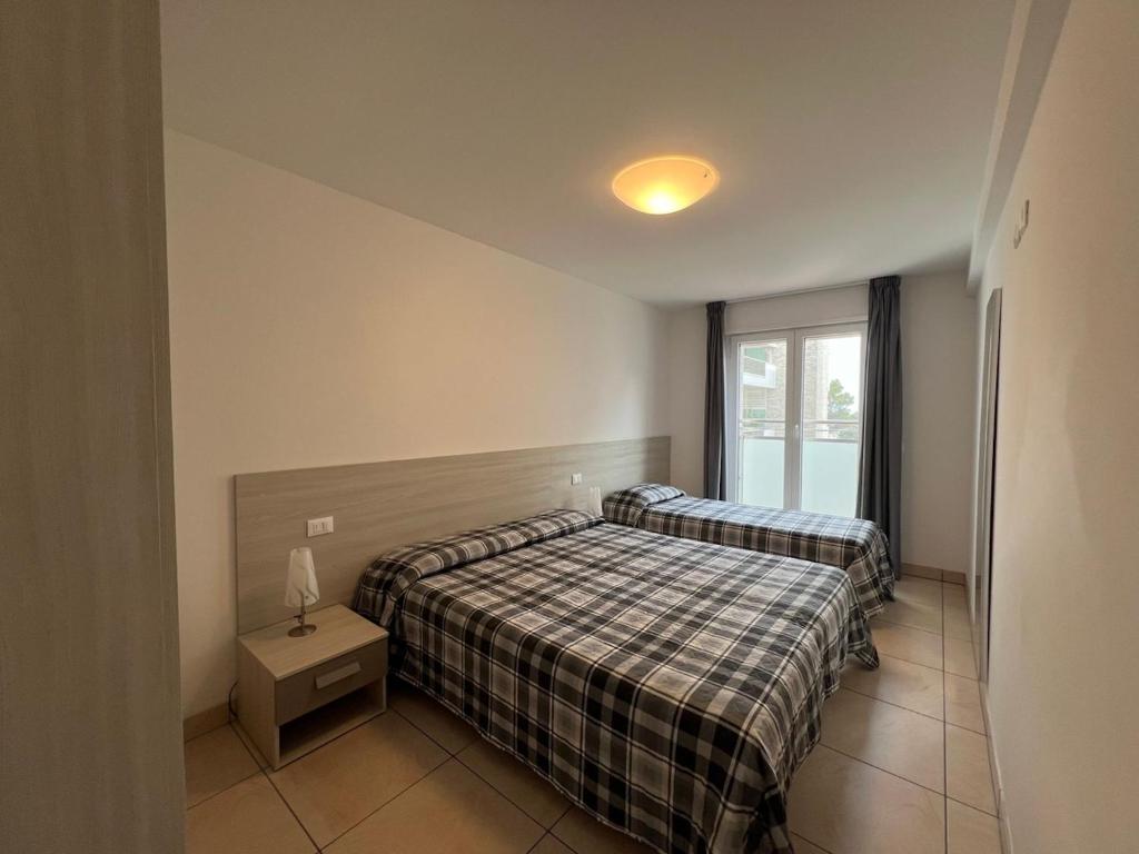 Seaside flat with spacious balcony - 4