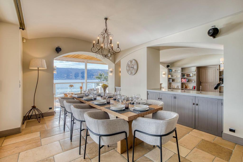 Villa Richardière - Accès privé au lac et piscine - 5