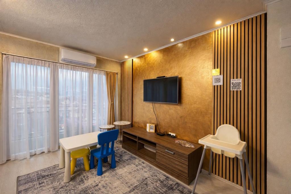 SKY Apartment Sarajevo Luxury View Free Parking - 2