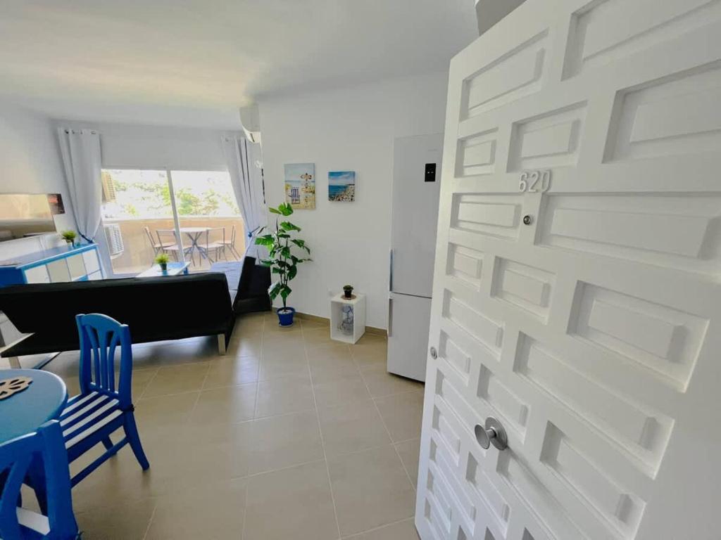 Benal Beach Spacious 1 Bedroom with Year-Round H - 4